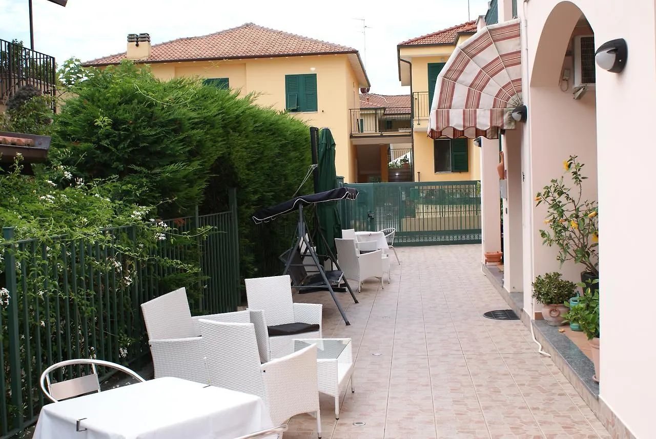 Hotel Residence Mirafiori Loano