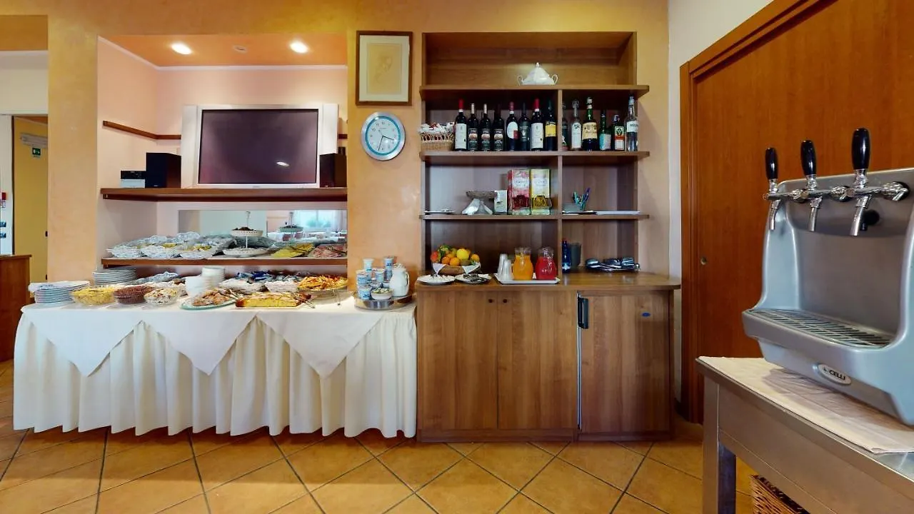 Hotel Residence Mirafiori Лоано